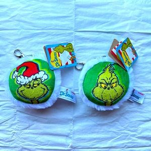 NWT.  Set of 2 Grinch keychains.  Holiday themed.